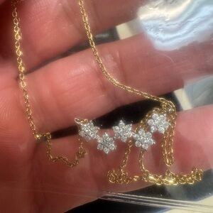 K18 Japan Gold and Pt900 Floral Diamonds Necklace 18 inches
